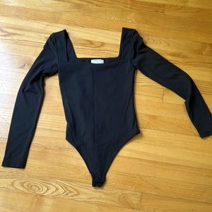 BABATON - black square neck bodysuit